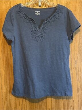 Northcrest Navy Short-Sleeve Tee with Crochet V-Neck Trim